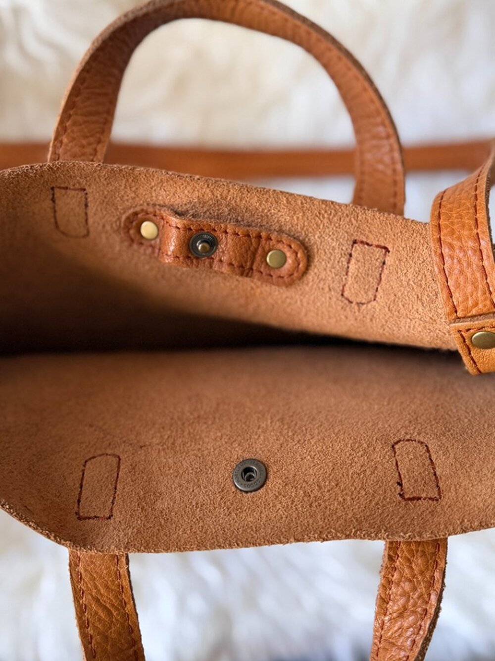 Portland Leather Goods Mini Crossbody Tote Bag Dune Tan Full Grain Leather - Picture 5 of 10